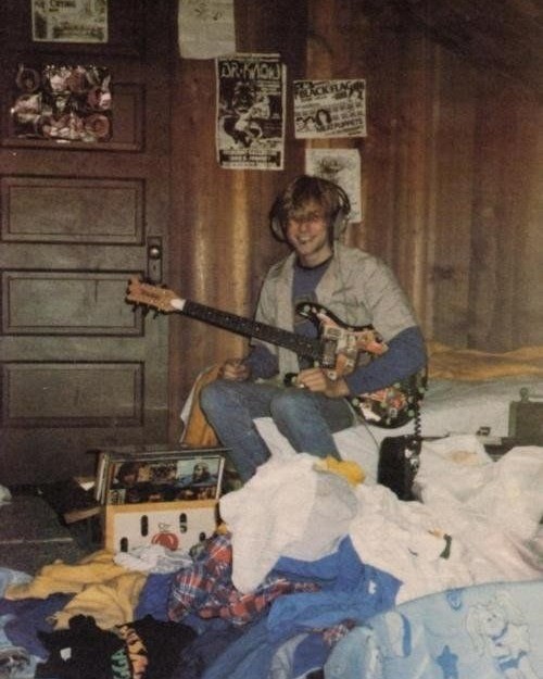 Kurt Cobain (Blood Type: O Negative) at age 18