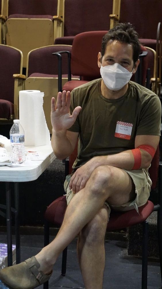 Paul Rudd - O Negative (donating blood) #rhnegative #celebrities