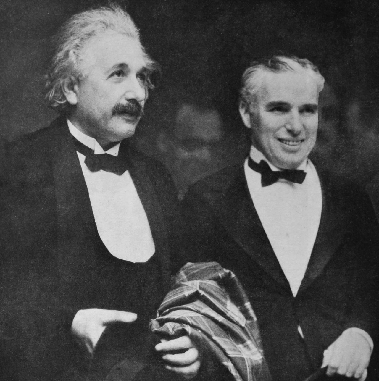 I bet you anything, that at least one of these two was rh negative. #AlbertEinstein #CharlieChaplin