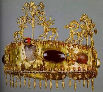 A Sarmatian diadem, found at the Khokhlach kurgan near Novocherkassk (1st century AD, Hermitage Museum)